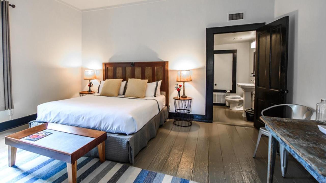 קומפורט Hotel Giles מראה חיצוני תמונה